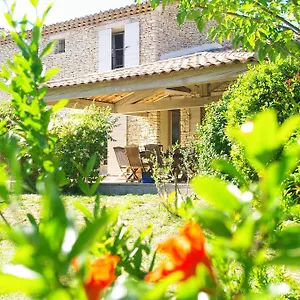 https://mas-en-luberon.fr-provencehotel.com