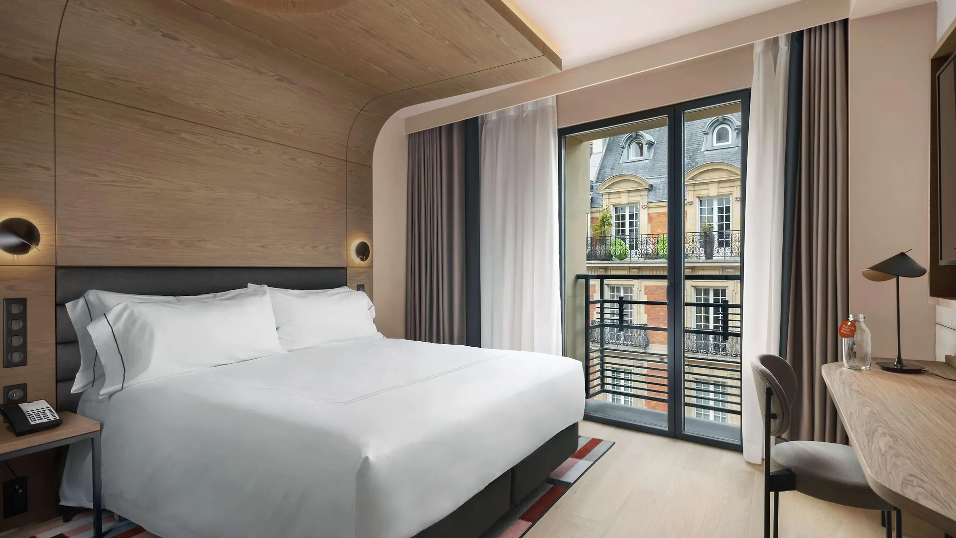 Canopy By Hilton Paris Eiffel Tower Hotel