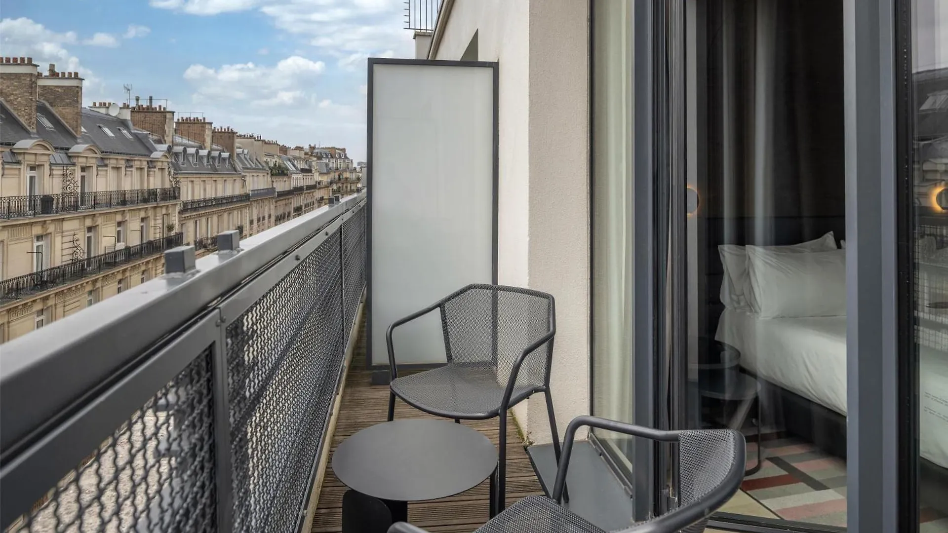 Canopy By Hilton Paris Eiffel Tower Hotel