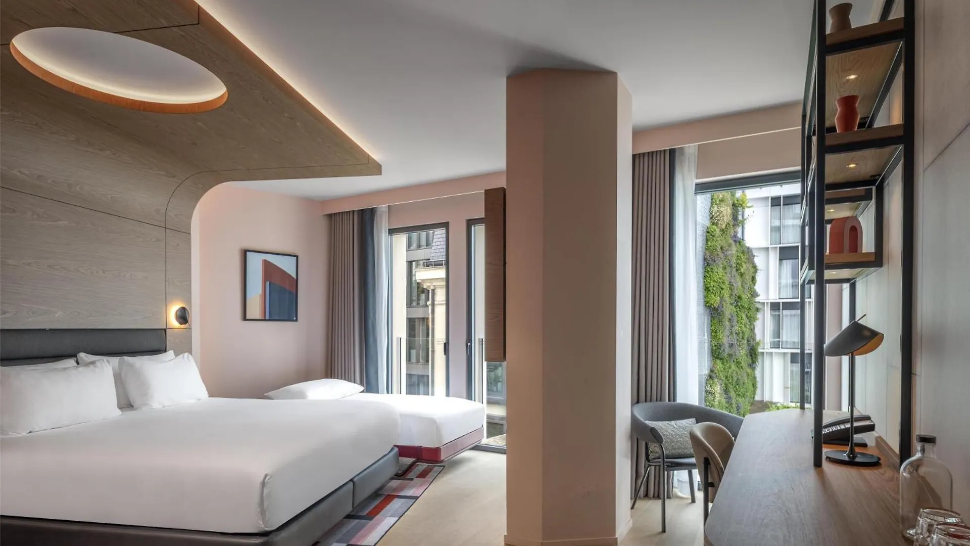 **** Hotel Canopy By Hilton Paris Eiffel Tower Francia