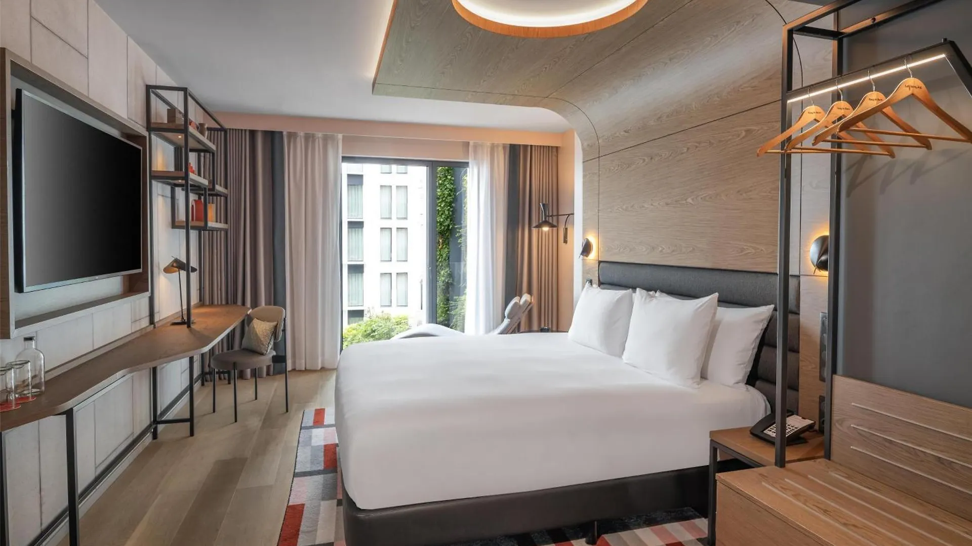 **** Hotel Canopy By Hilton Paris Eiffel Tower France