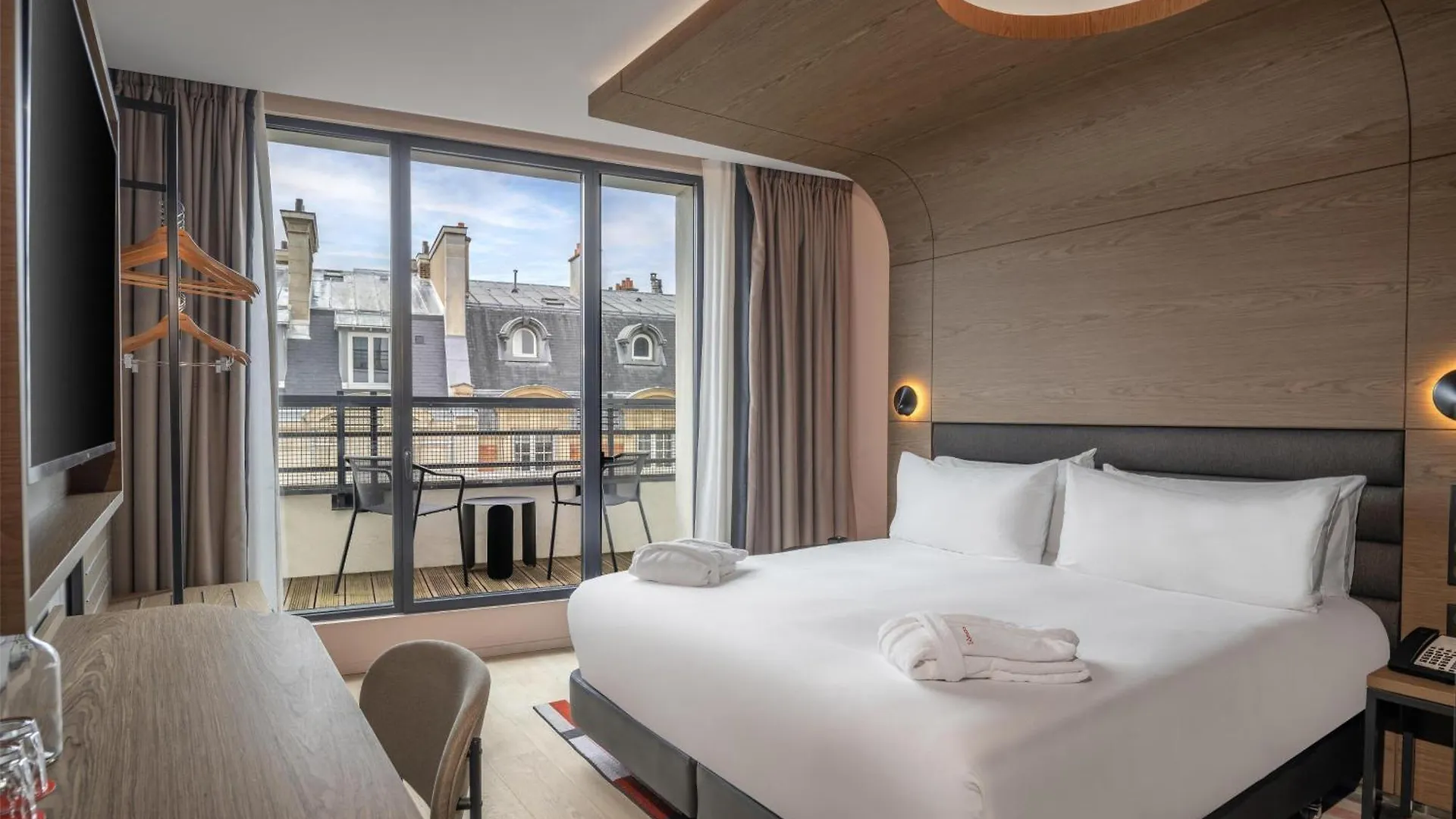 Hotel Canopy By Hilton Paris Eiffel Tower